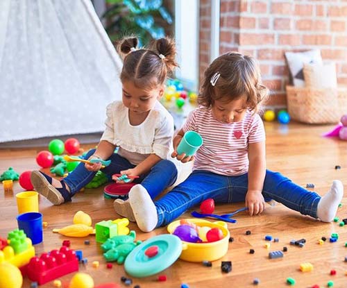 عوامل موثر در بازی کودکان ( تاثیر سن)