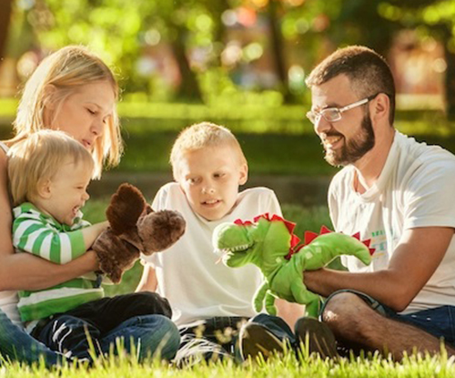 بازی والدین با کودکان