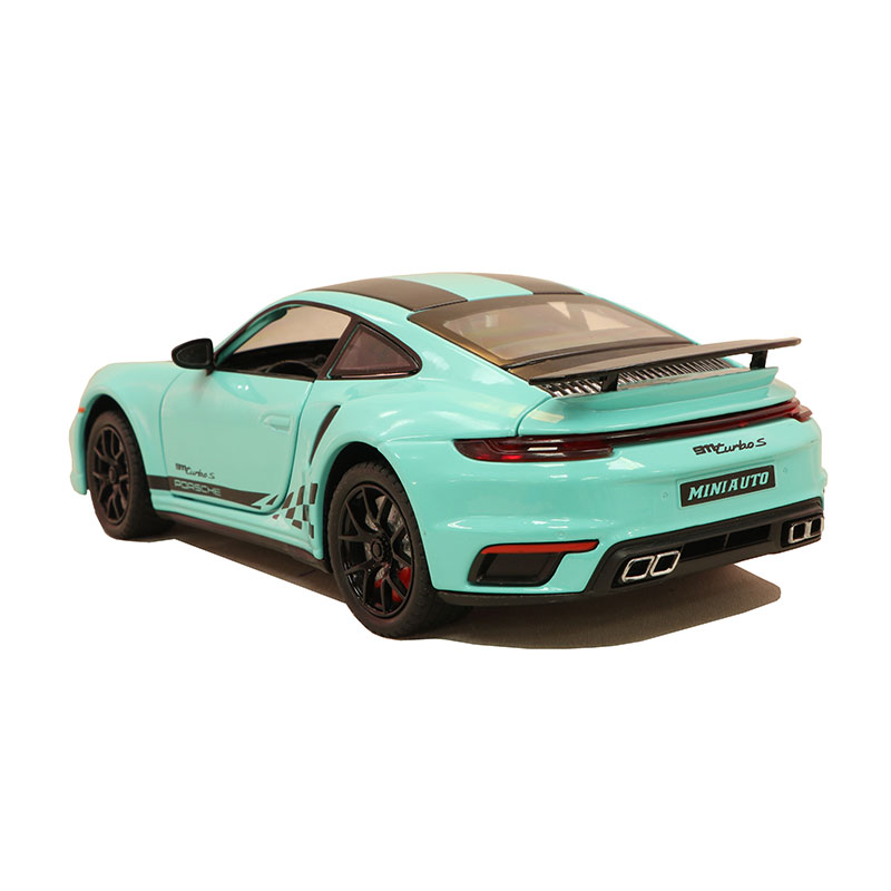 ماشین فلزی پورشه 911 سایز 1:24 ماشین فلزی پورشه 911 سایز 1:24