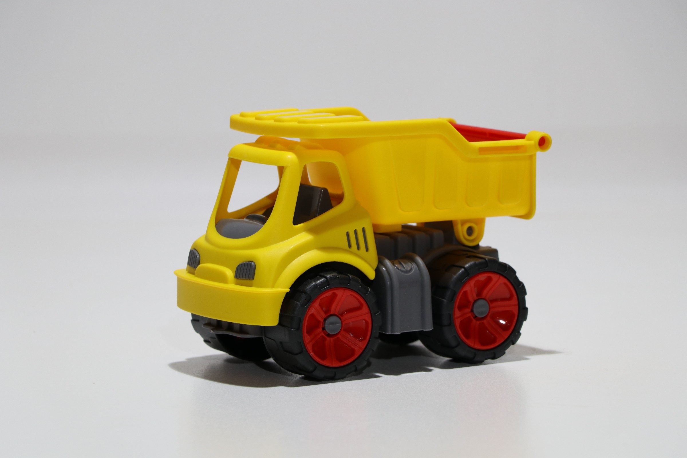 کامیون کوچک کیوان تویز کامیون کوچک کیوان تویز