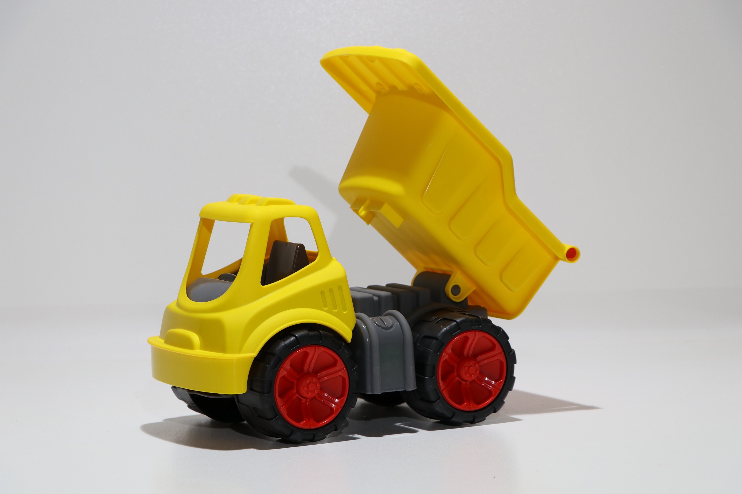 کامیون بزرگ کیوان تویز کامیون بزرگ کیوان تویز