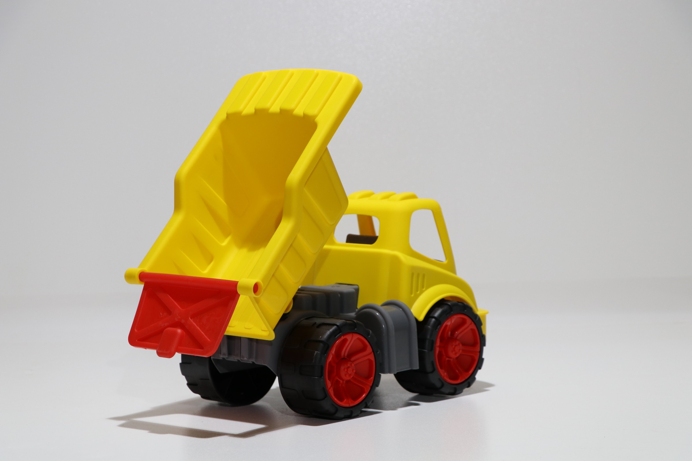 کامیون بزرگ کیوان تویز کامیون بزرگ کیوان تویز