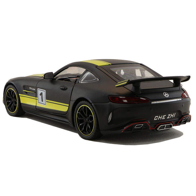 ماشین فلزی مرسدس بنز AMG بزرگ سایز 1:24 ماشین فلزی مرسدس بنز AMG بزرگ سایز 1:24