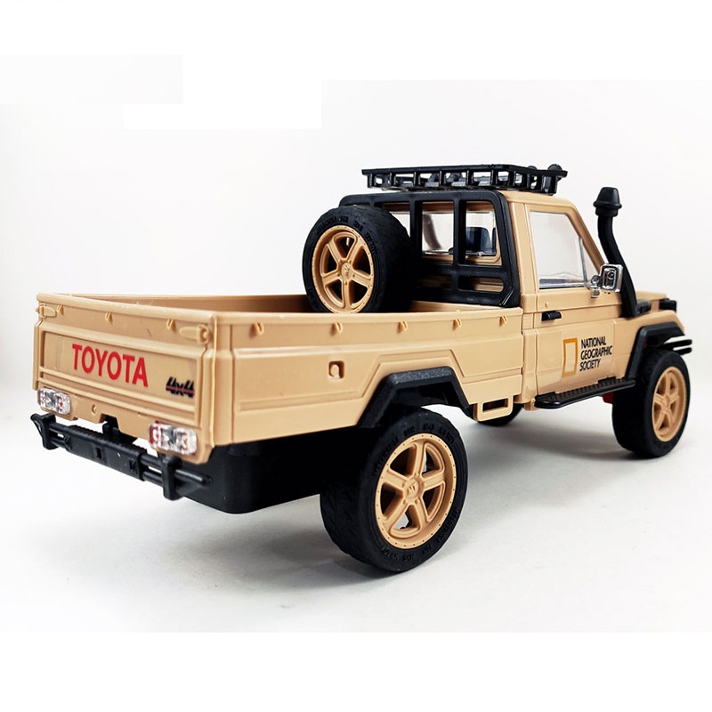 تویوتا صحرا با سیستم تعلیق  تویوتا صحرا با سیستم تعلیق